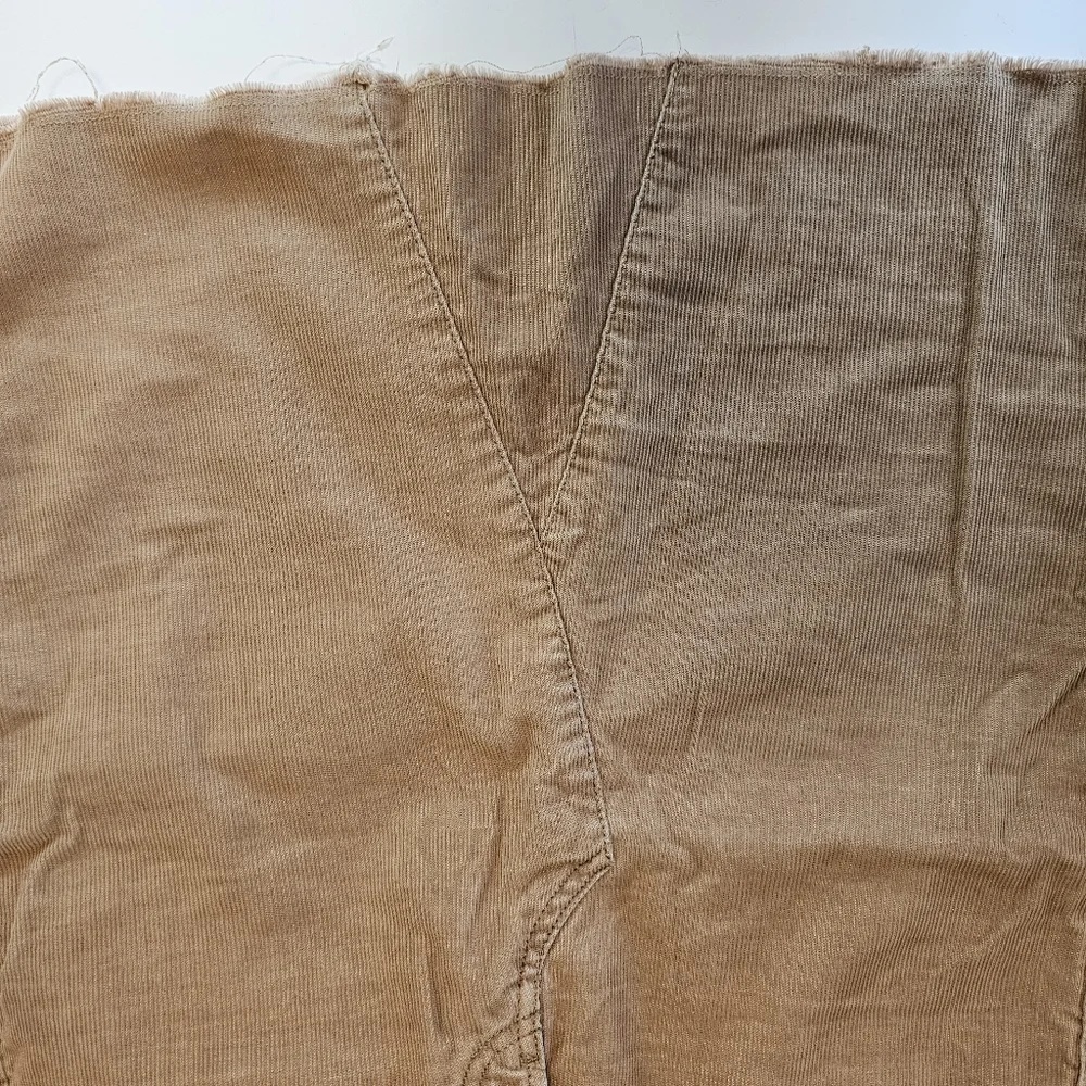 GAP Tan Corduroy Raw Hem Pencil Skirt Size 6 Y2K